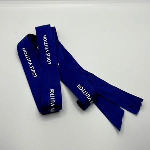 Louis Vuitton Holiday Gift Ribbon - Blue & White